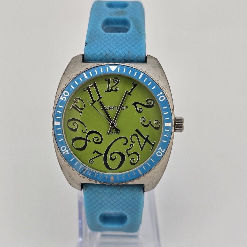 Avenue‎ Women's Watch 38MM Green Dial Blue Plastic Bands New Battery